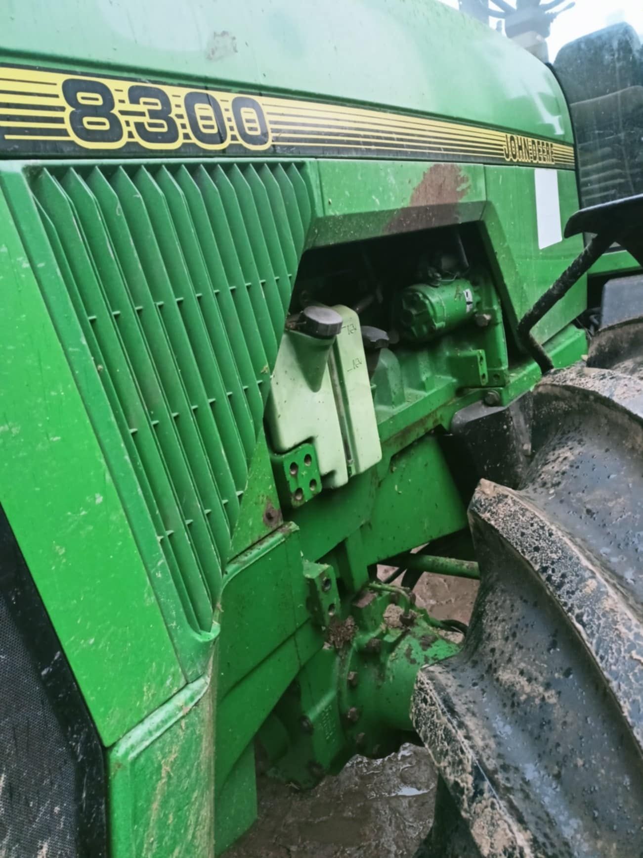Sprzedam John Deere 8300