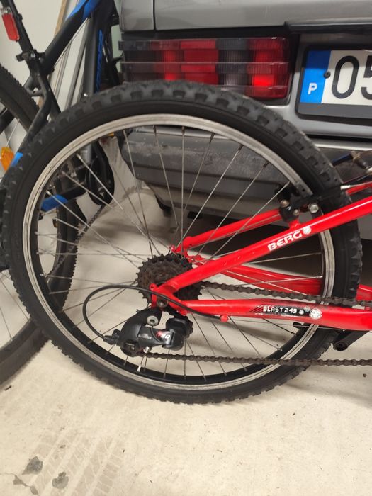 Bicicleta roda 24 vermelha