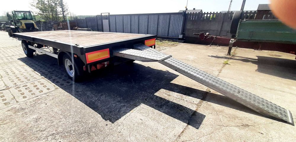 Przyczepa PLATFORMA do maszyn budowlanych NAJAZDY Aluminium DMC 8000kg