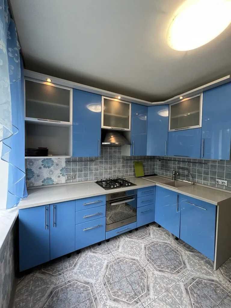 Продам просторную 4к квартиру на Казакова (гагарина/диит/парк дну)