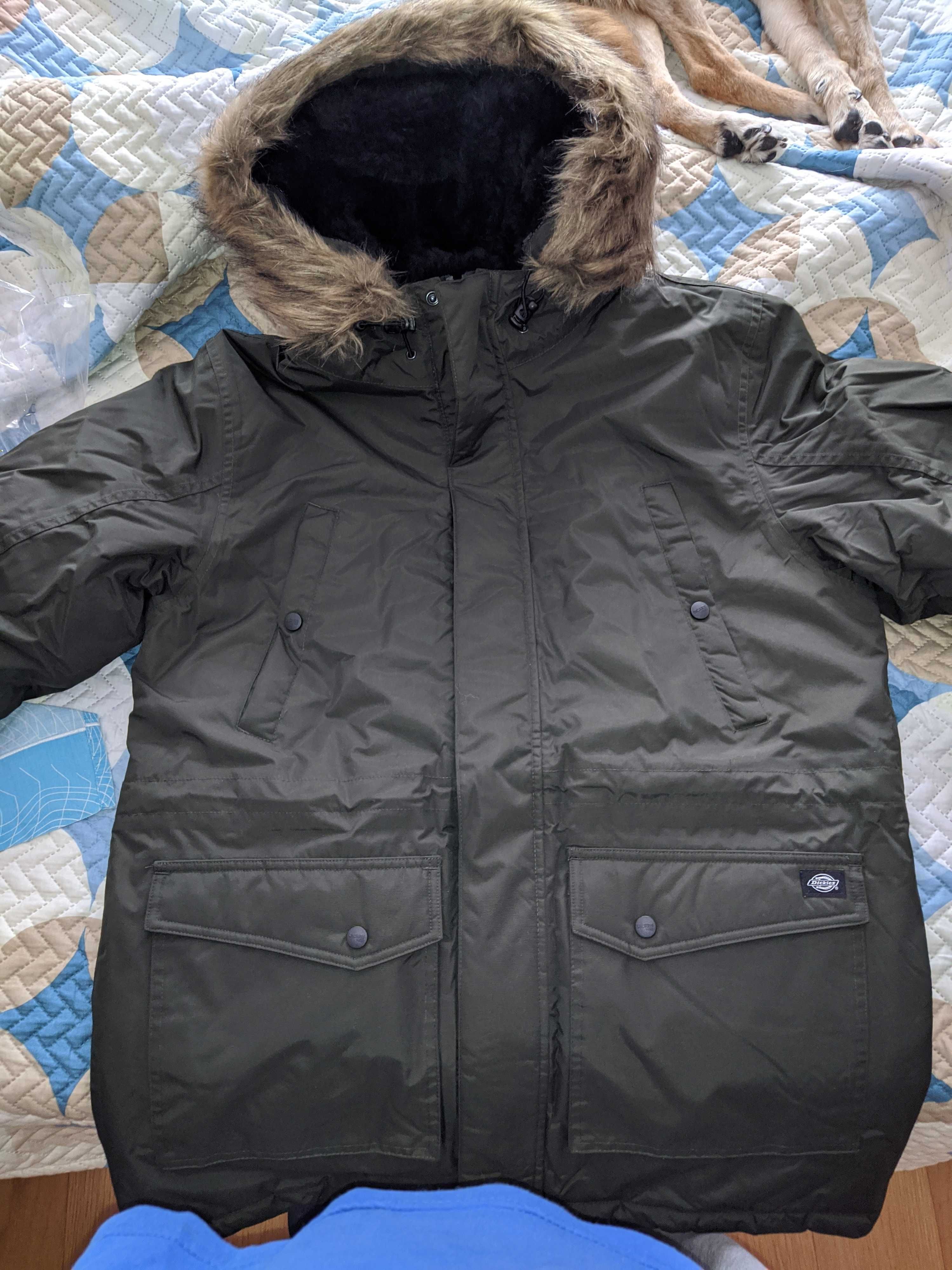 Parka Dickies modelo Curtis