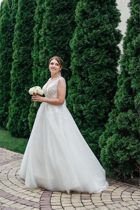 Весільна сукня