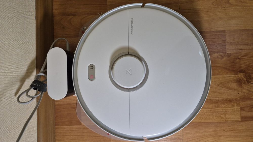 Продам Roborock S5 Max.