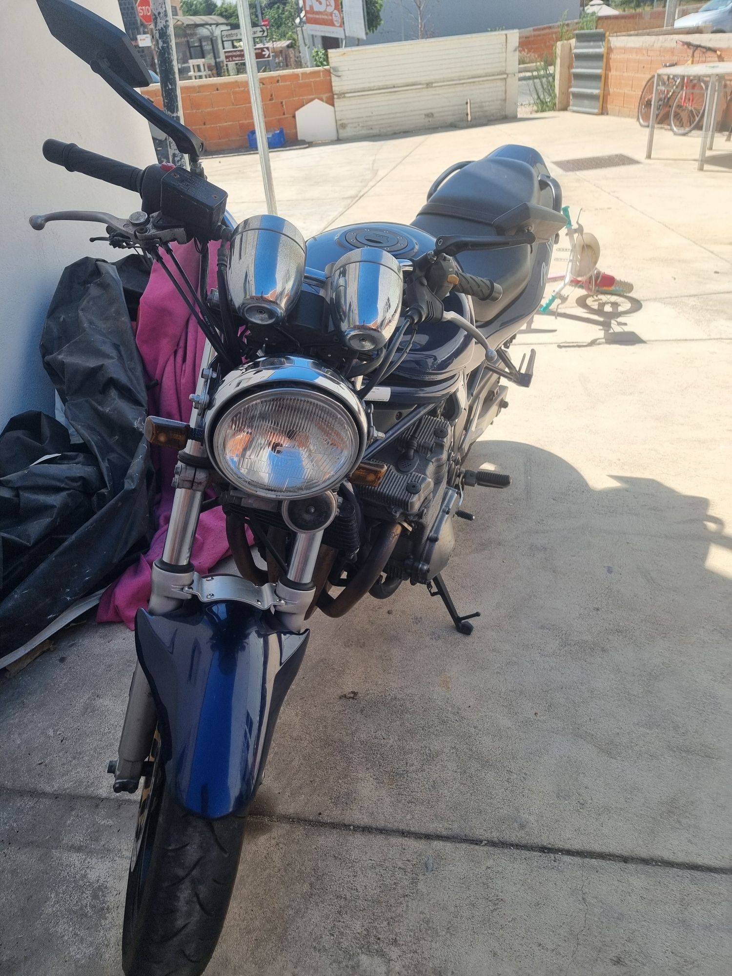 Vendo ou troco por outra mota
