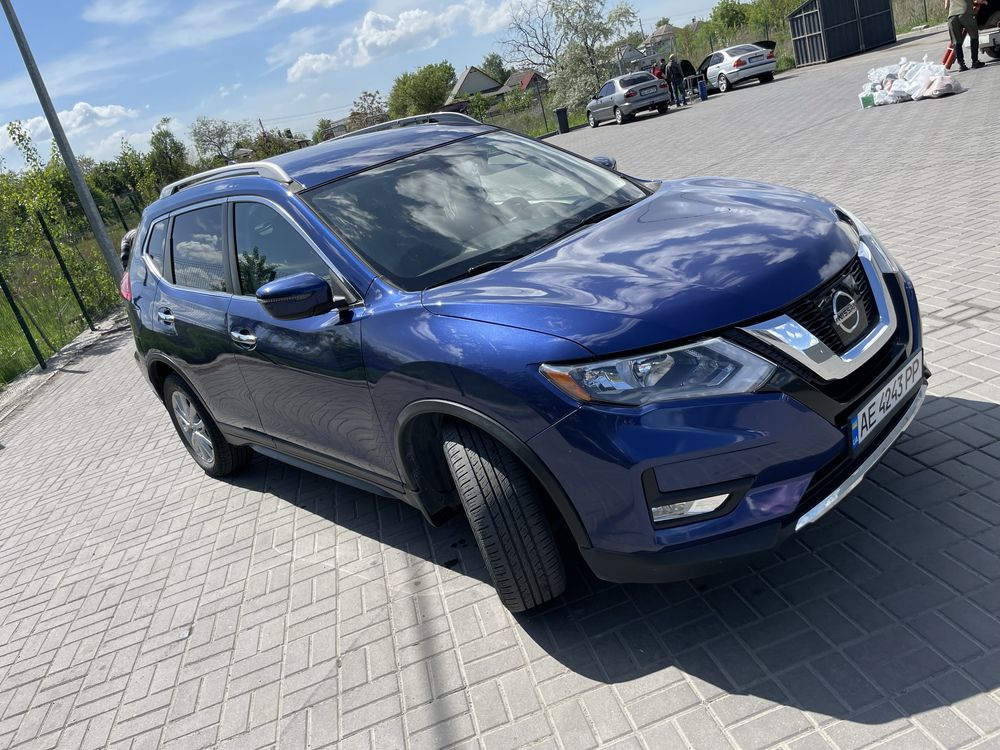 Нисан Рог Nissan Rogue SV  2017