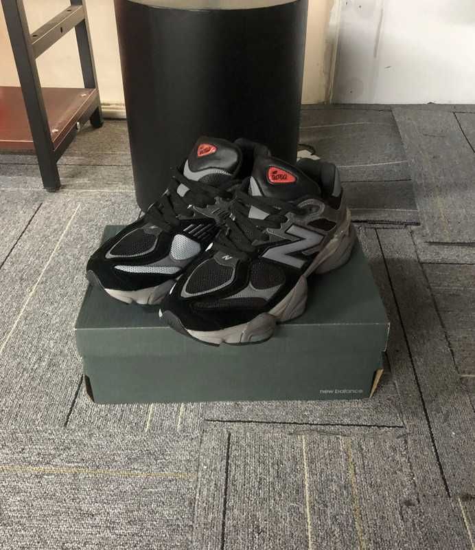 nowy/NewBalance9060CzarnyCastlerockSzary unisexTrampki r.45