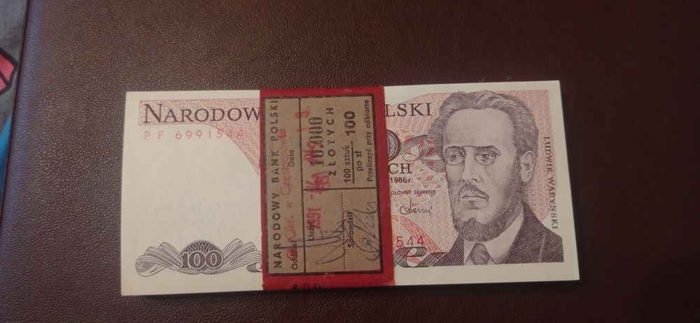 Paczka bankowa banknotów 100zł