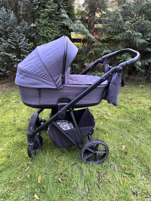 Wózek Roan Ivi 2.0 2w1 + fotelik Cybex Aton B2 + dodatki