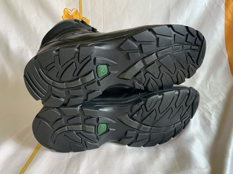 Теплющие фирменные кожаные зимние ботинки Karrimor. Размер 45 / 30 см