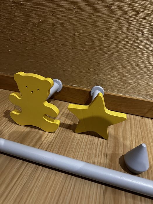 Barão Madeira para Cortinados - Quarto Bébé