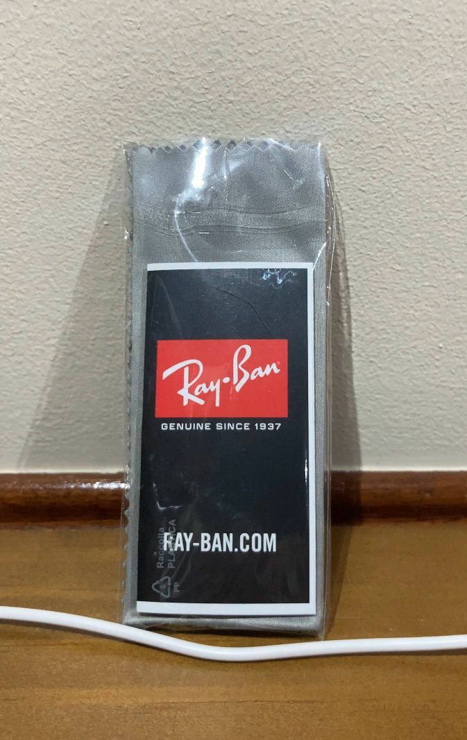 Uculos da "ray.ban" nunca usados