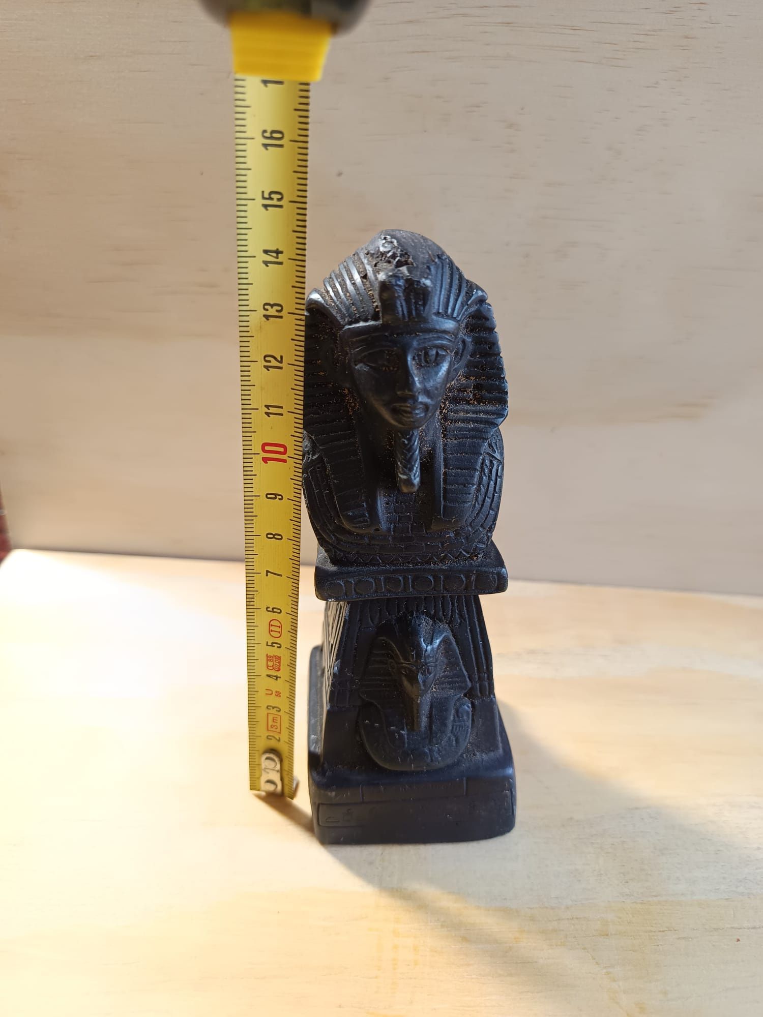King tut (estatueta)