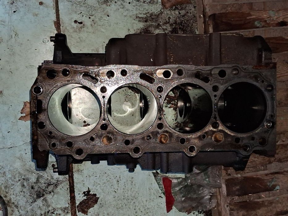 Блок 4D56U l200 2.5