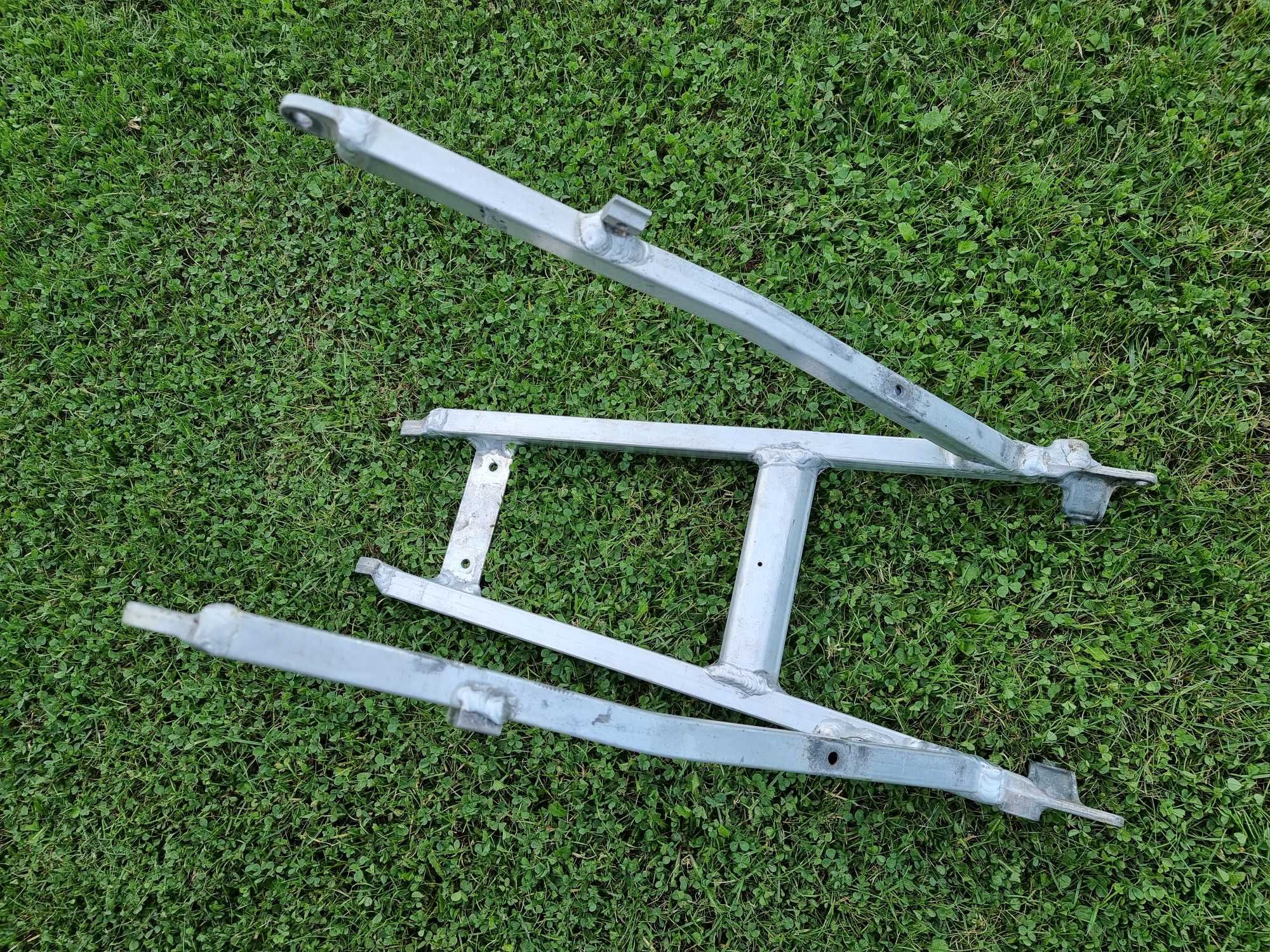 Subrama subframe stelaż zadupek Honda CRF 450 rok 02-08