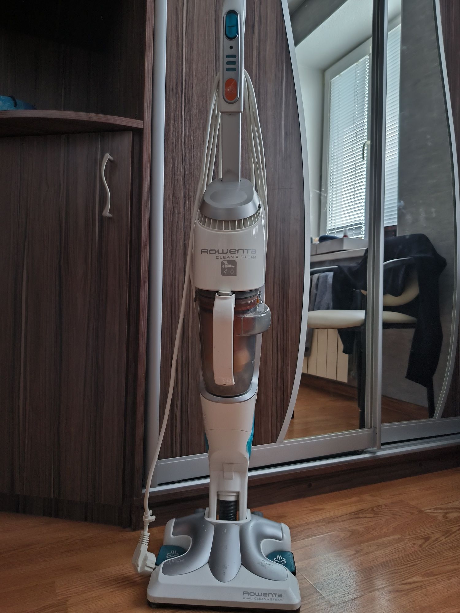 Пилосос - пароочищувач Rowenta 2 в 1 Clean & Steam