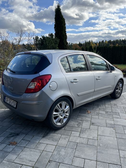 Opel Corsa D 2008 1.3 CDTI 96 KM – zadbana, w pełni sprawna