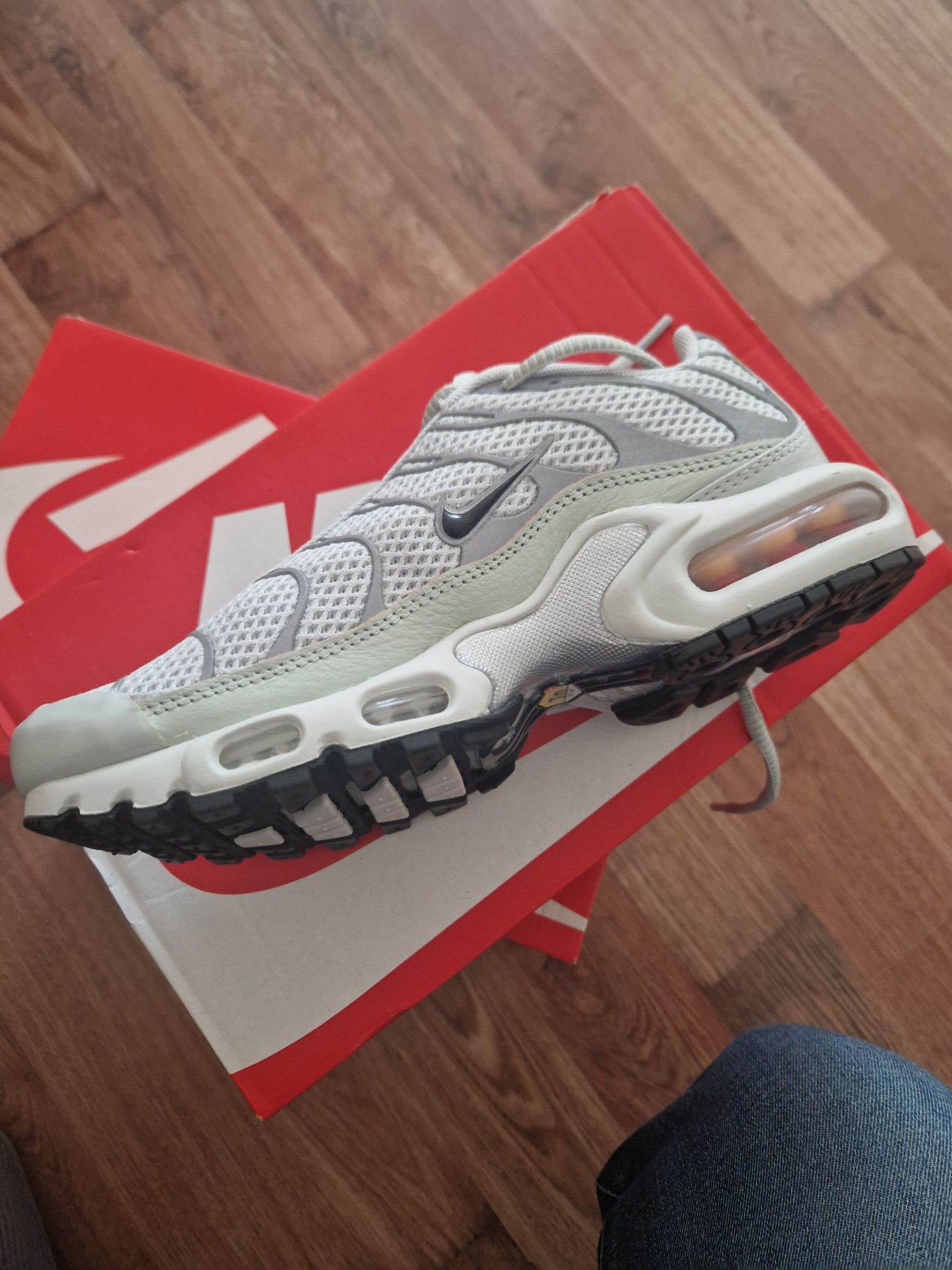 Жіночі кросівки Nike Air 8480
