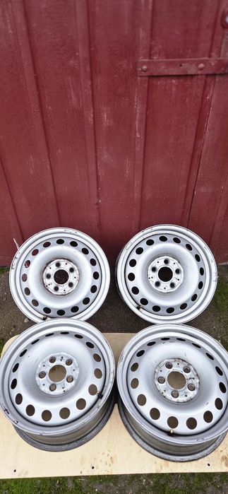 Комплект дисків R16 на Віто 447