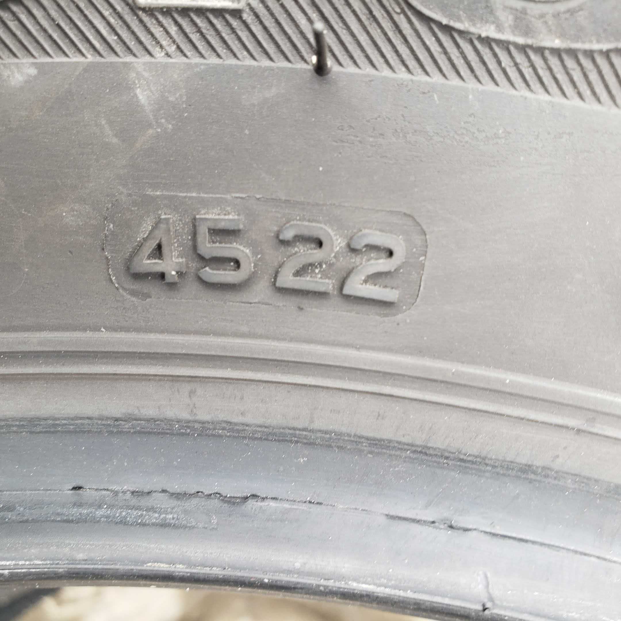 Шини 225/65 R16c Bridgestone (Бріджестони) 150$/2шт. літня резина