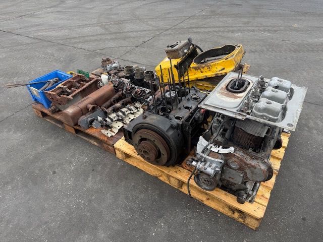 silnik HATZ 3L40G  2 SZT rozebrane komplet