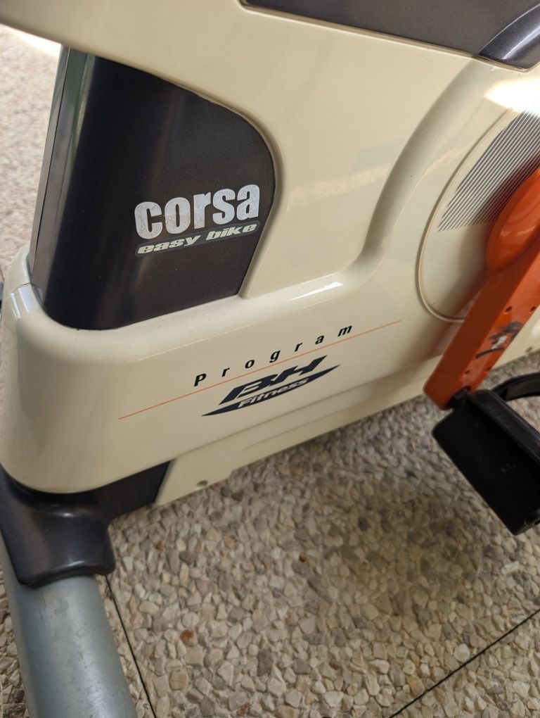 Bicicleta estática BH Corsa