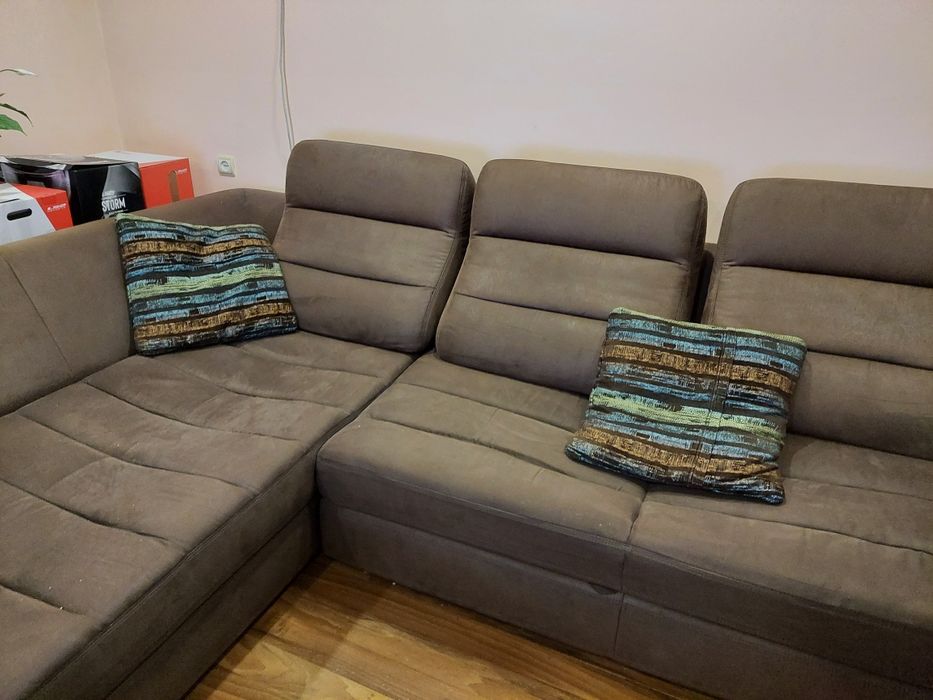 Продам великий диван з атаманкою