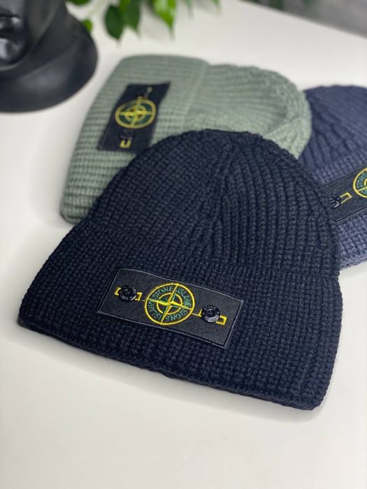 Мужская шапка STONE ISLAND зимняя с патчем вязанная двойная Черная Хак