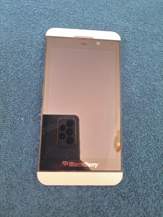 Smartfon blacberry Z10