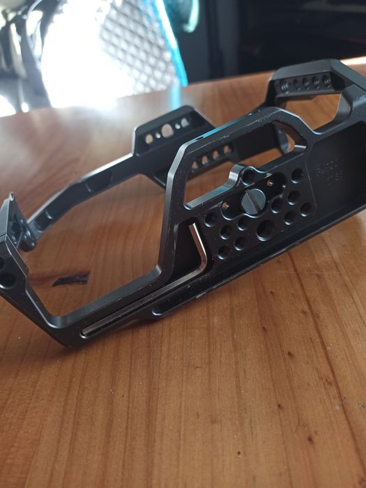 Cage Smallrig Blackmagic Cine 6k + acessórios