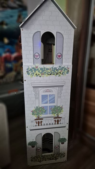 Domek drewniany dla lalki barbie