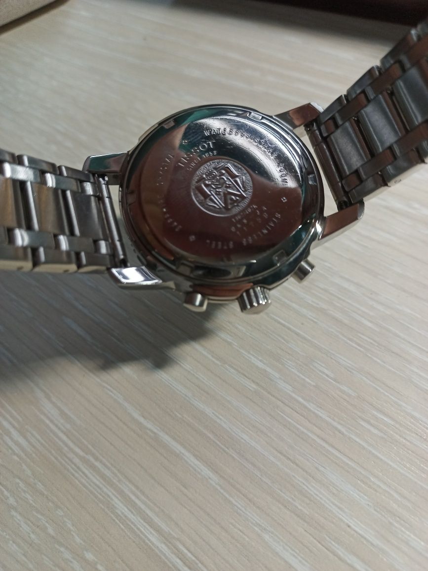 Годинник Tissot Швейцарія