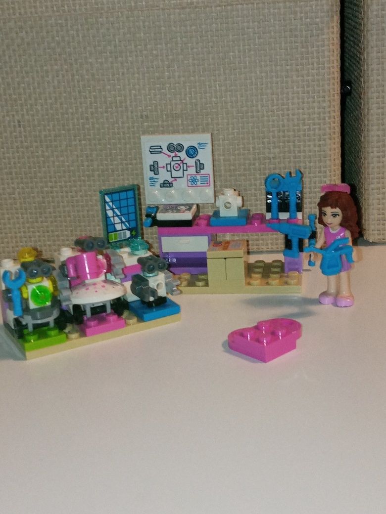 Lego Friends - pracownia Olivii