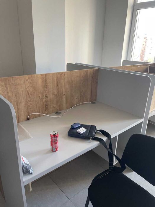 Офисные столы, кабинки, рабочие места для контакт-центра