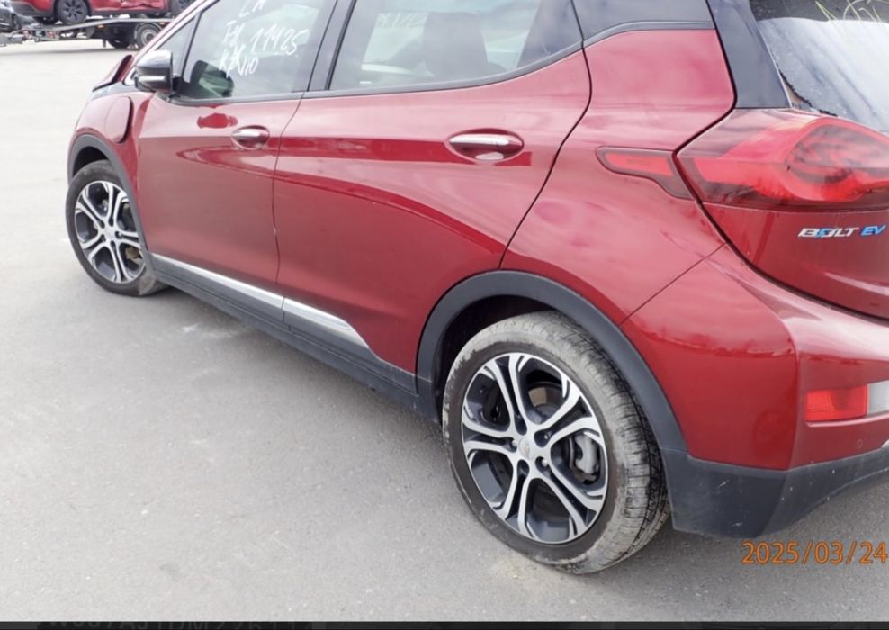 Двері Chevrolet bolt EV 17-23 двери дверь дверка Розборка Разборка