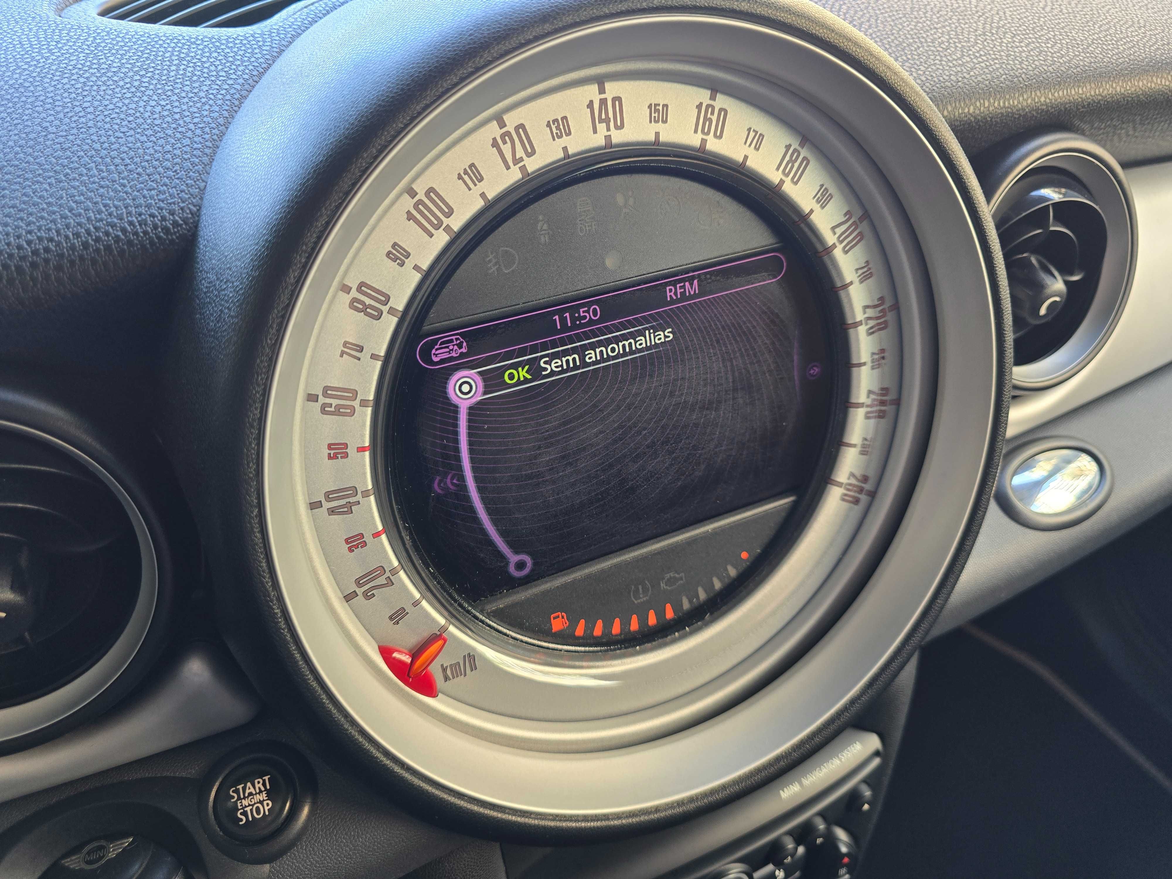 Mini Clubman 1.6 D 110cv - 2012 c/ 128mil km - Impecável