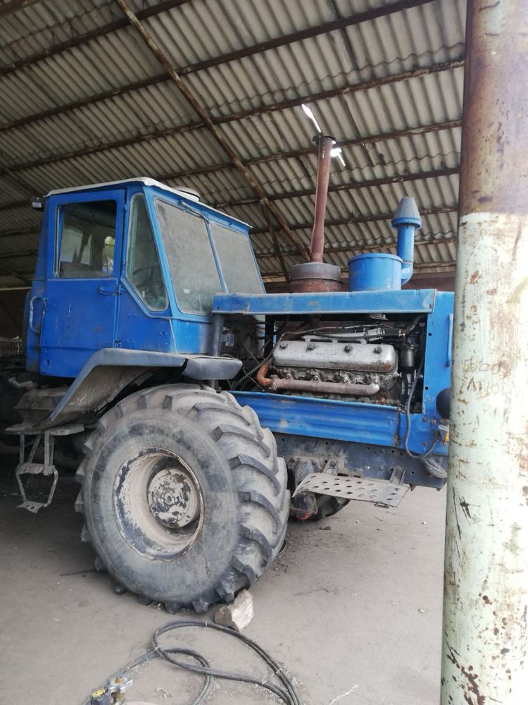 Продам трактор Т150К