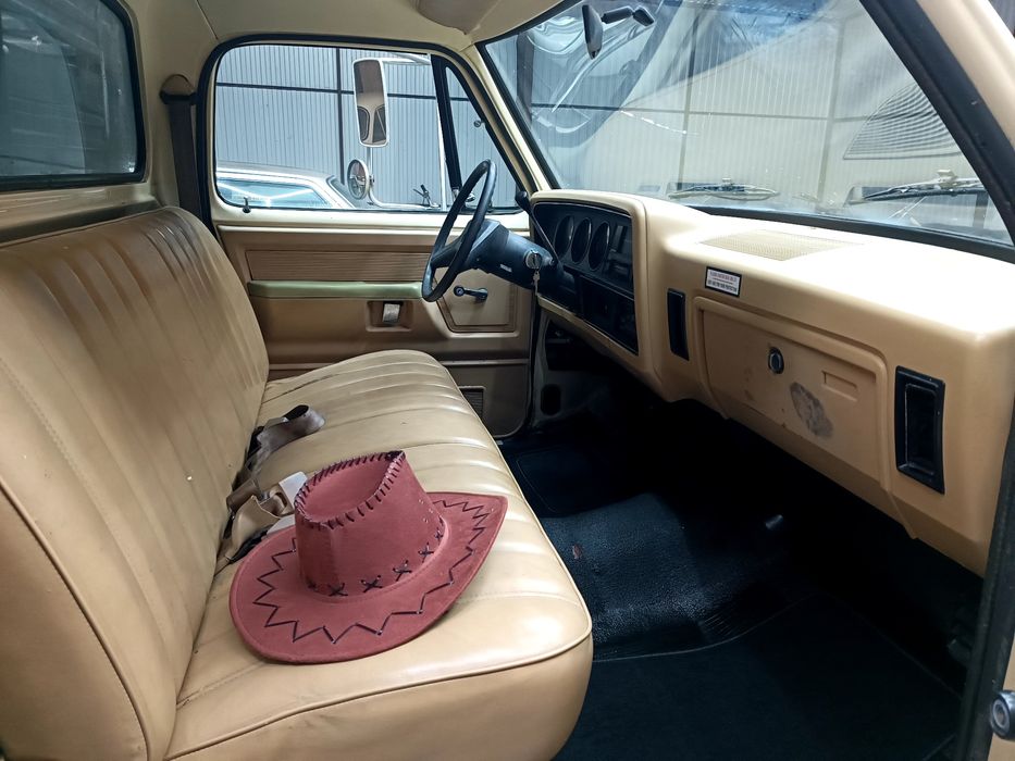 Dodge Ram 5.9 V8 pickup. Faktura VAT