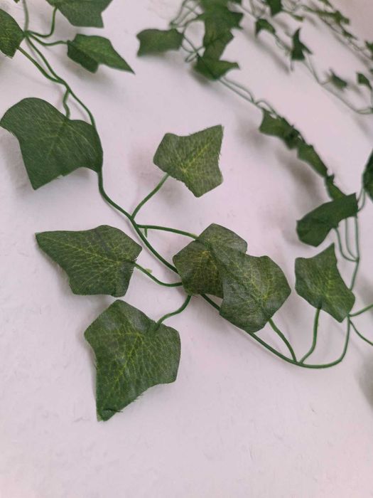 Sztuczny bluszcz 50 m na ścianę balkon taras dekoracja 50 metrów