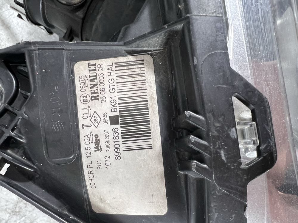 Передня фара до Renault Laguna lll/3