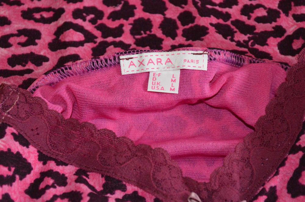 Летнее розовое платье с леопардовым принтом б/у