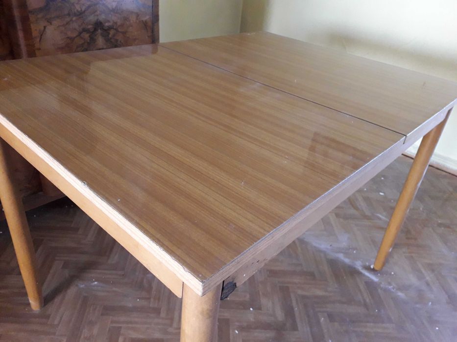 PRL Stół rozkładany turystyczny do biura pokoju kuchni ogrodu altany