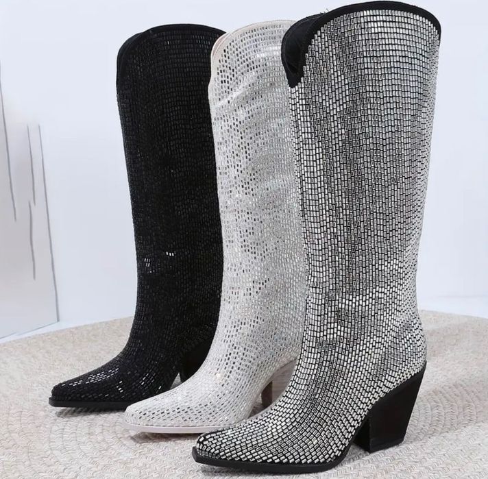 Продам розкішні чоботи, козаки з камінням