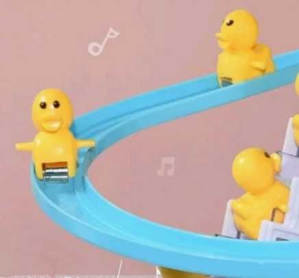 Уточки музык. игра утки на горке развивающая лесенка Small Duck трек