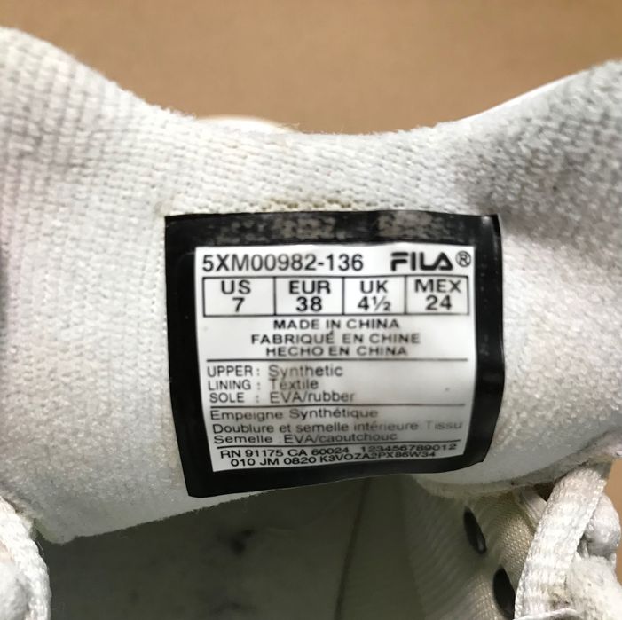 Sapatilhas marca Fila