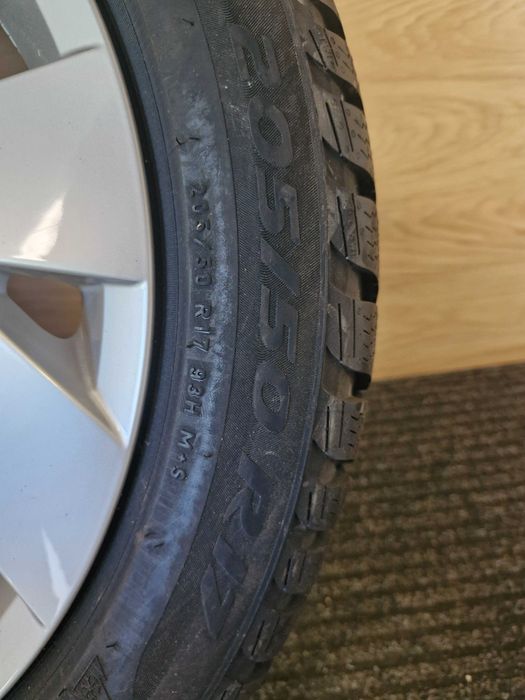 Komplet nowych kół aluminiowych VW 17"
