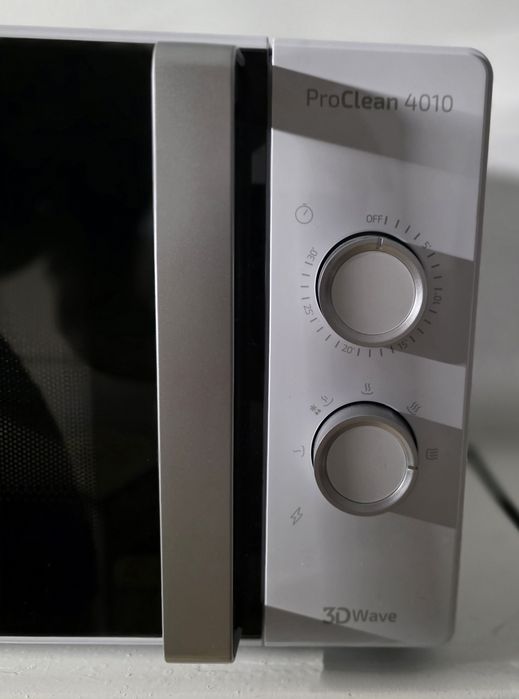 Mikrofalówka Cecotec ProClean 4010 23L 700W