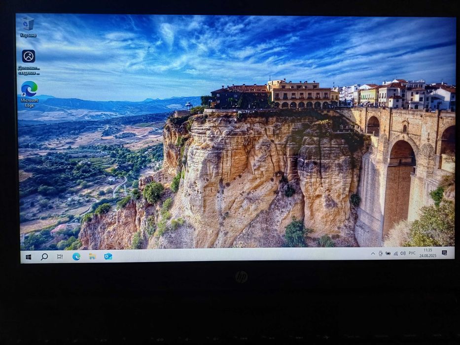 Ноутбук HP 15-bw091ur AMD A10-9620P 12Gb R7 M430