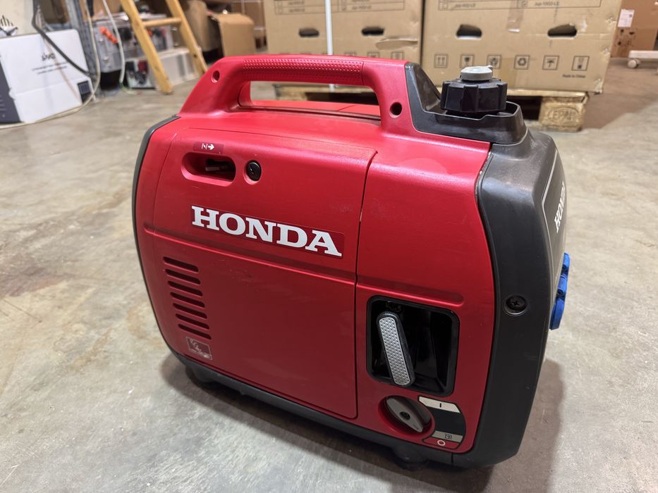 Інверторний генератор Honda EU22i, оригінал