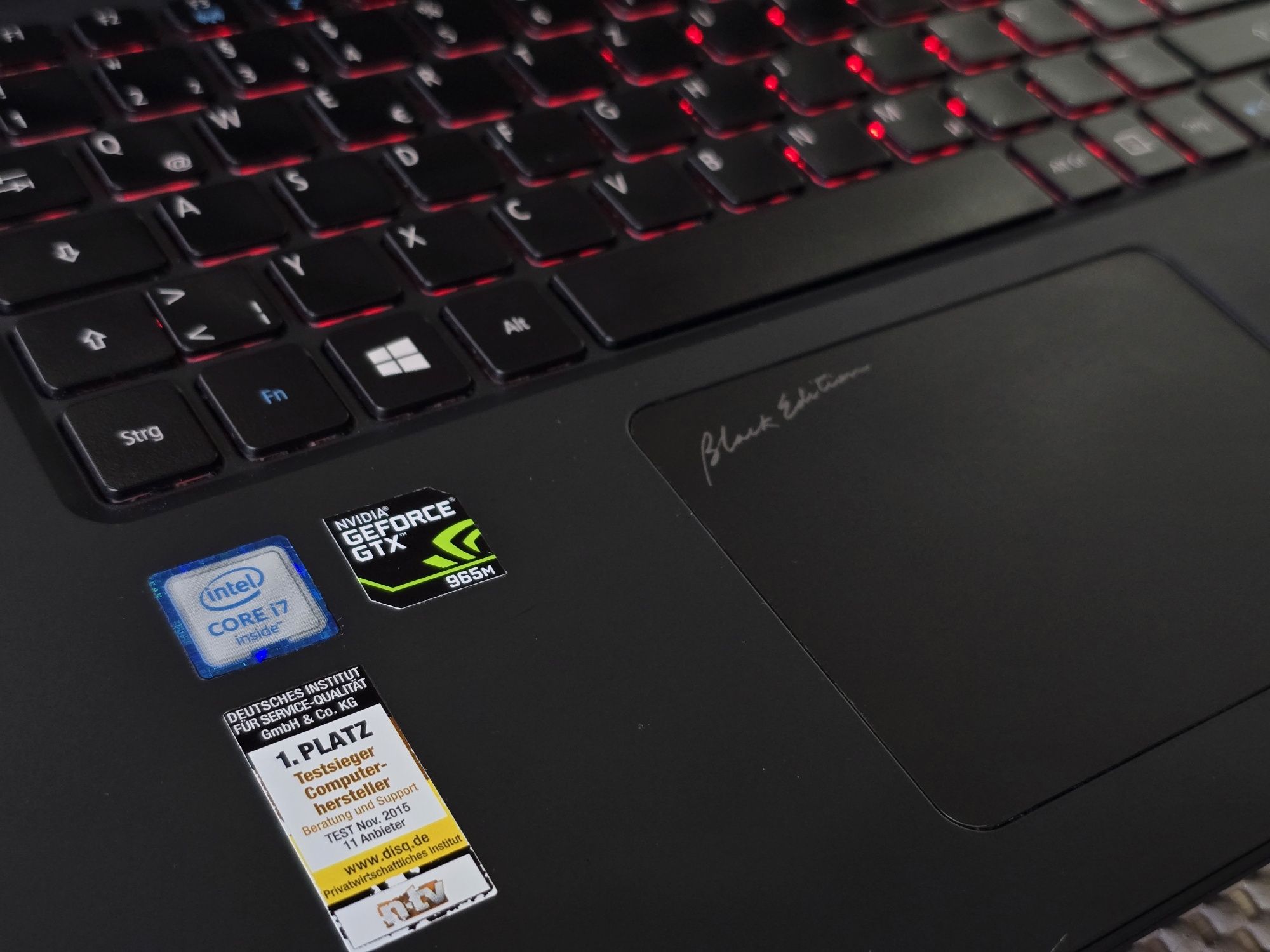 Ігровий ноутбук Acer Nitro 17.3 Full HD I7-6700HQ / GTX 965 4GB DDR5