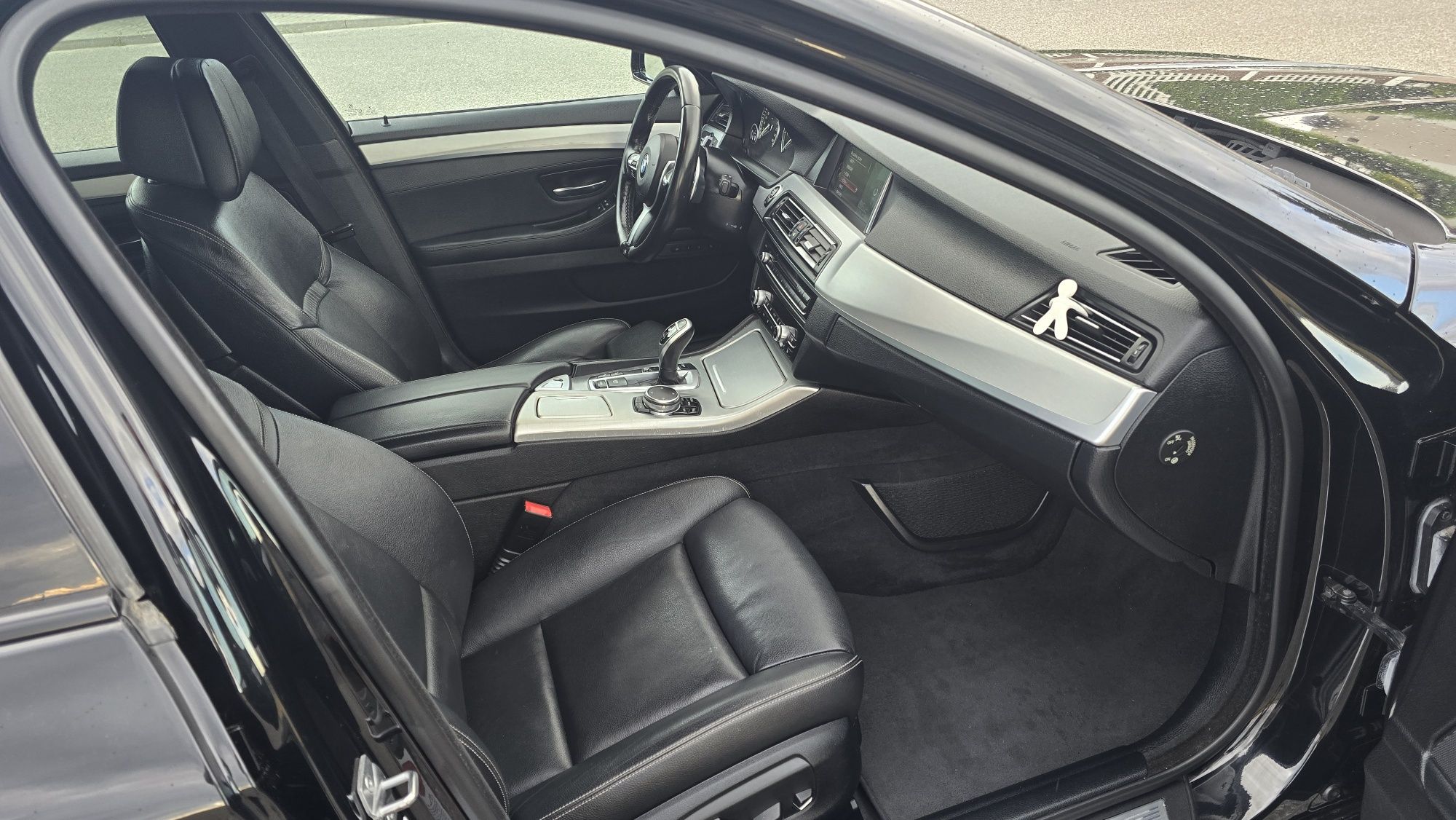 Bmw 5 F11 M550D 2014r. 381KM